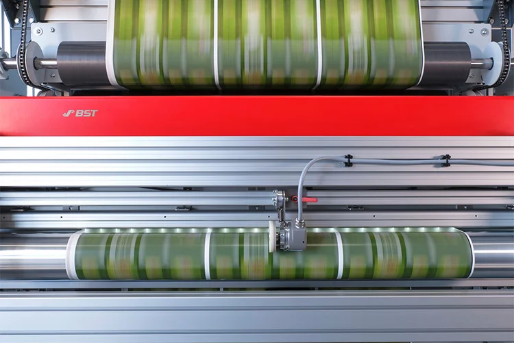 TubeScan XL inspection system installed on a sllitter
