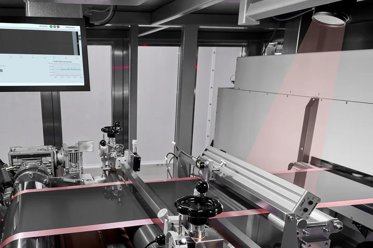 BST COATINGControl in der Elektrodenfertigung